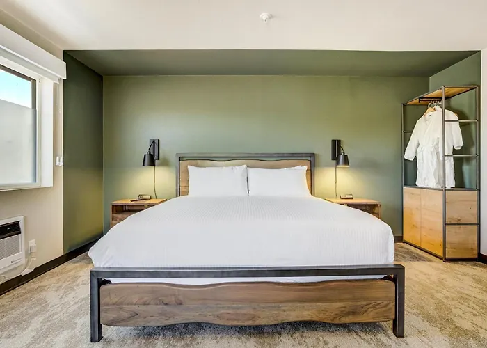 The Outrider Hotel